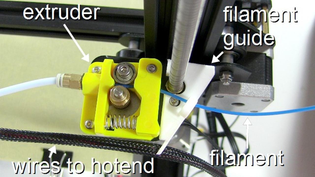 Creality CR-10 extruder assembly with filament guide